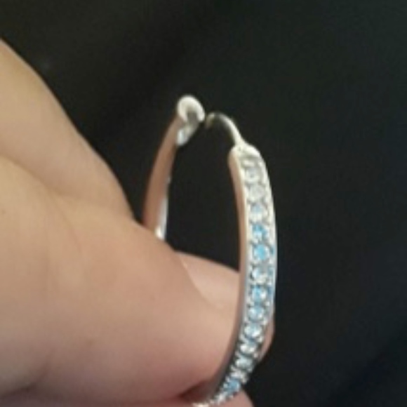 - 18k White GP Hoops with Swavorski crystals - Picture 2 of 5